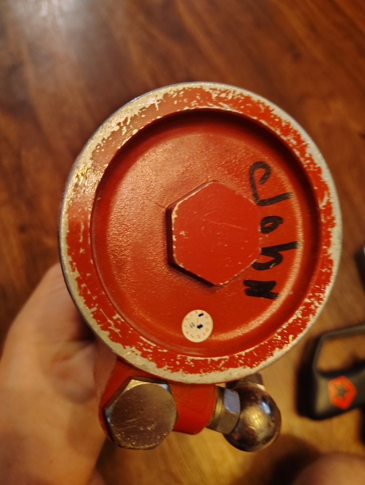 Pneumatic Air-Hydraulic Riveter