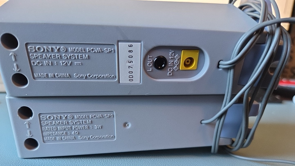 Sony Vaio PCVA-SP1 Computer Speaker System Pre-owned