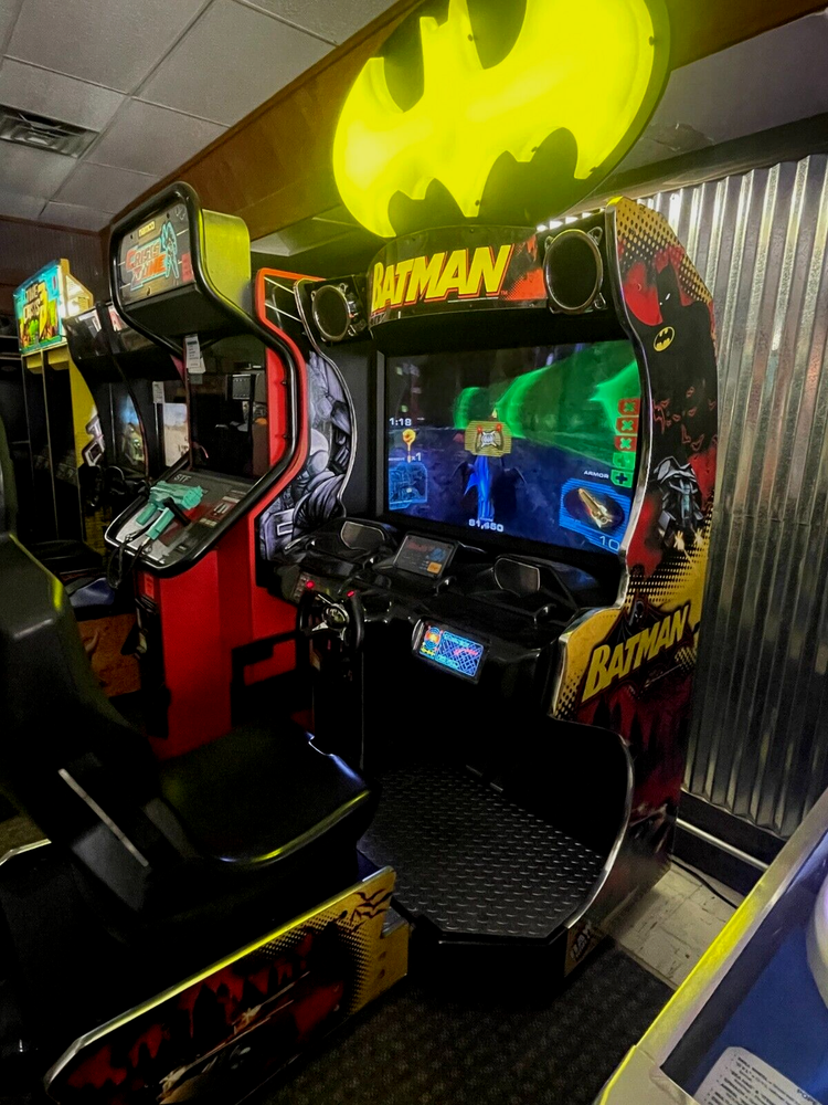 Batman Arcade Driving Machine