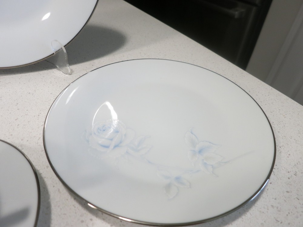 NORITAKE VIRTUE COMPLETE PLACE SETTING