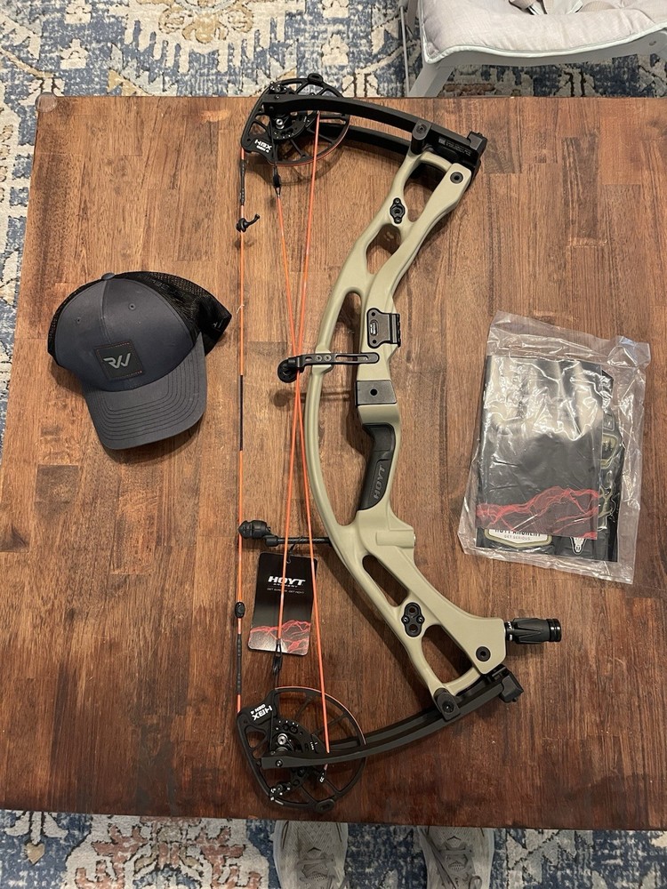 HOYT RX10!!! WOW!!