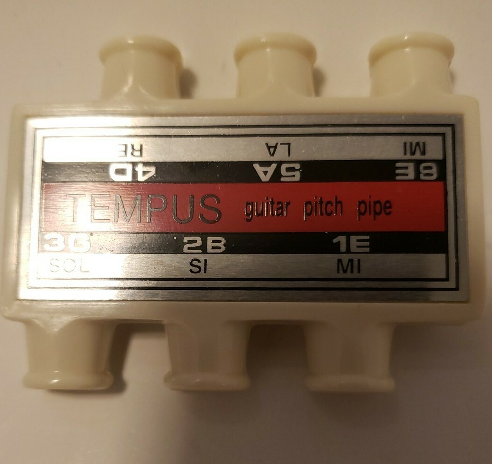 Tempus Guitar Pitch Pipe with plastic case