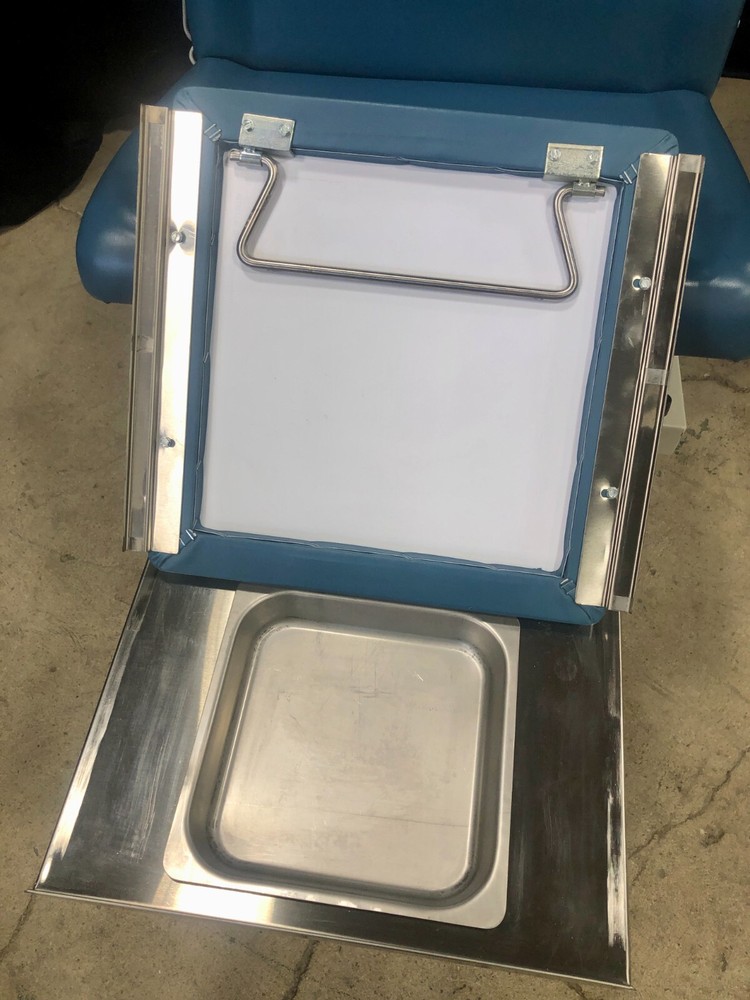 UMF 5060 Power Exam Table