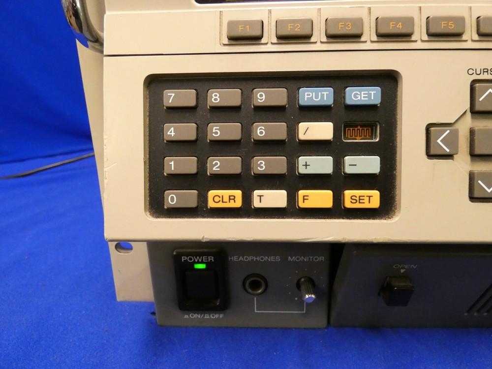 BTS DCR-18N D-2 Composite Digital Widemouth D2 Machine Sony DVR-18