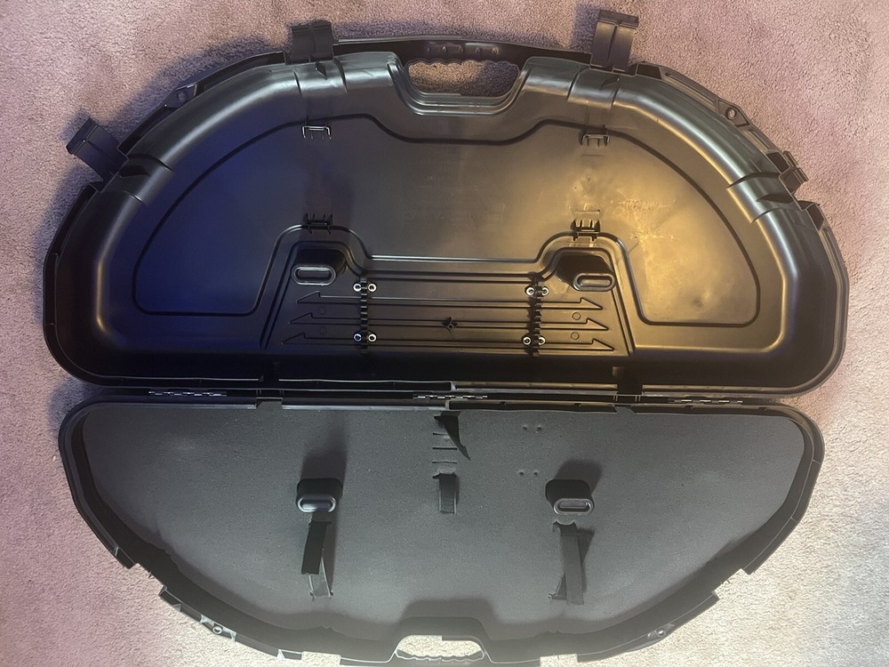Plano Compound Bow Case