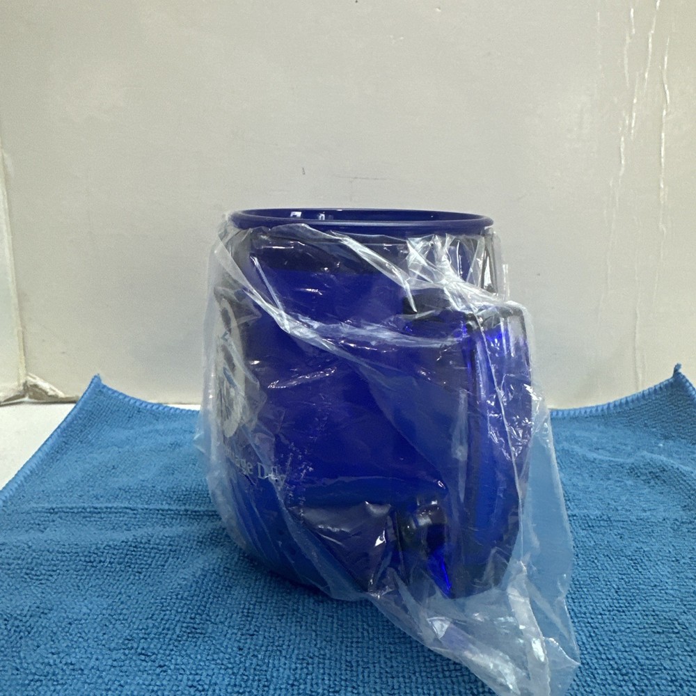 Hershey Heritage Day 2000 Hershey’s Chocolate Plastic Mug