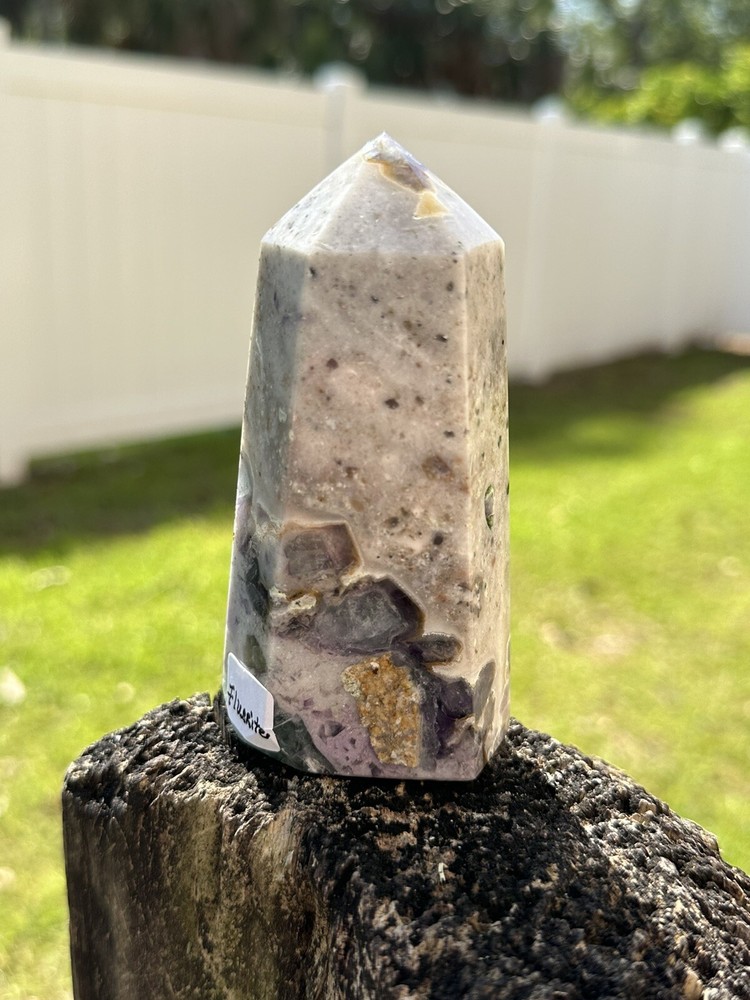 Fluorite Point 6 Sided