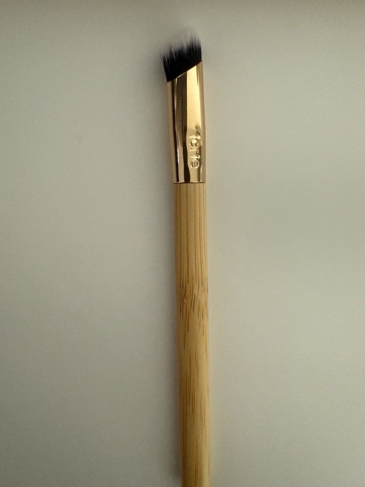 Tarte small full coverage concealer brush