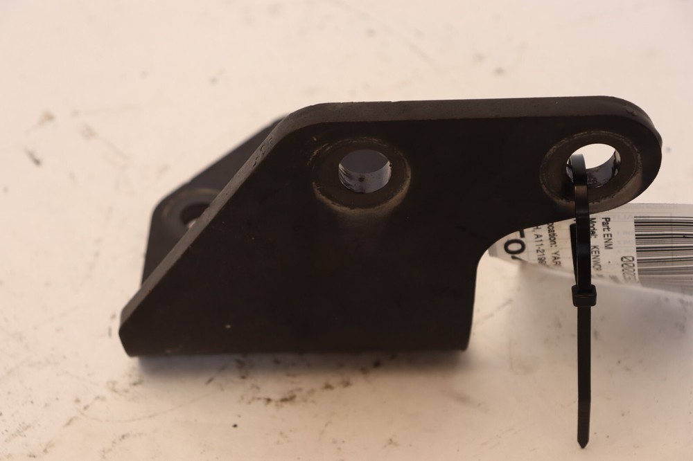 2013-2020 KENWORTH T680 PACCAR MX-13 FRONT RIGHT ENGINE FRAME MOUNT BRACKET OEM