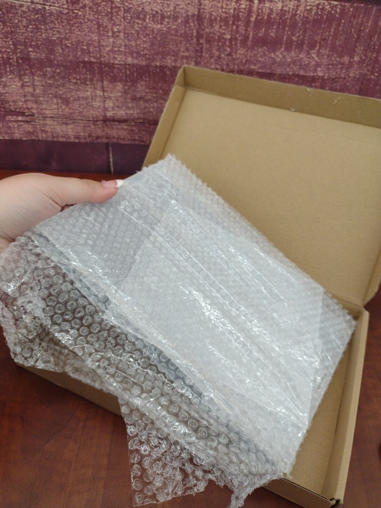 Wanlian Acrylic Display Case With Lights, Clear