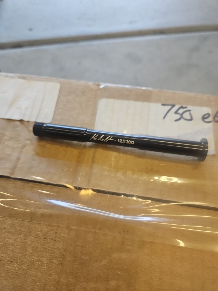 FOX Kabolt Assembly - 12 x 100mm, Black