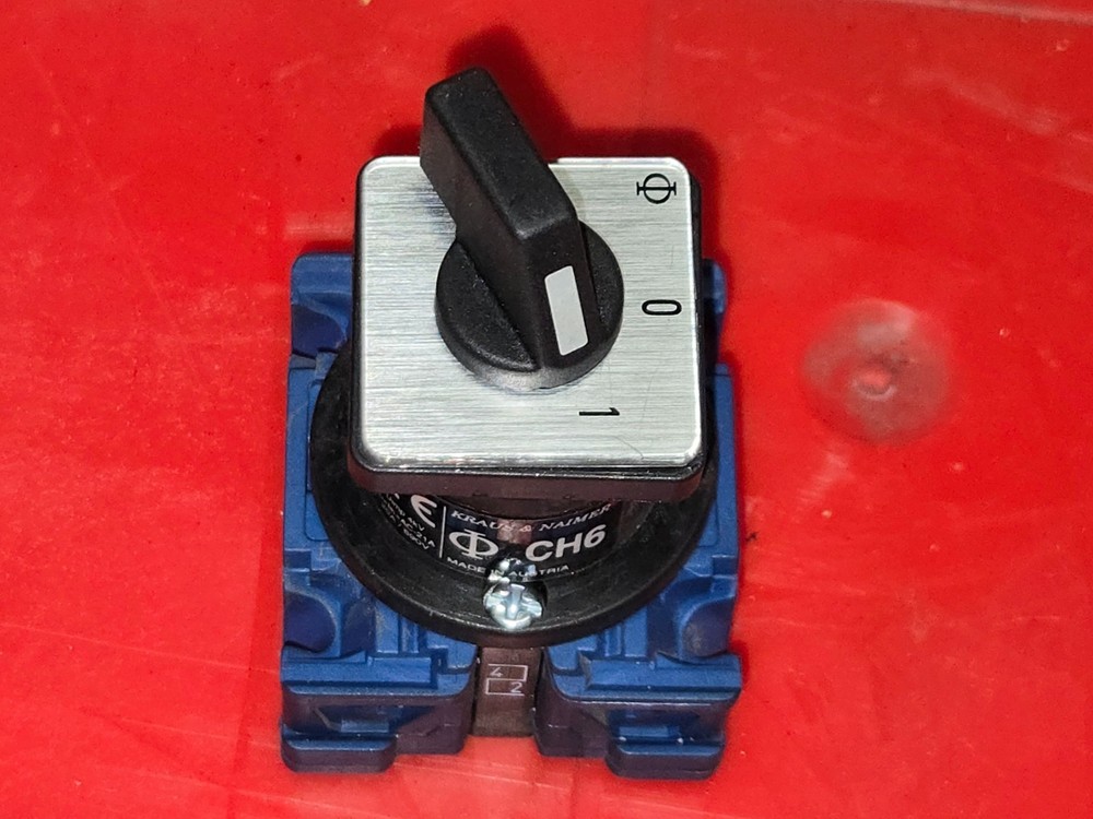 Kraus and Naimer CH6 3 Position Switch w/ Off Panel Mount Black Handle