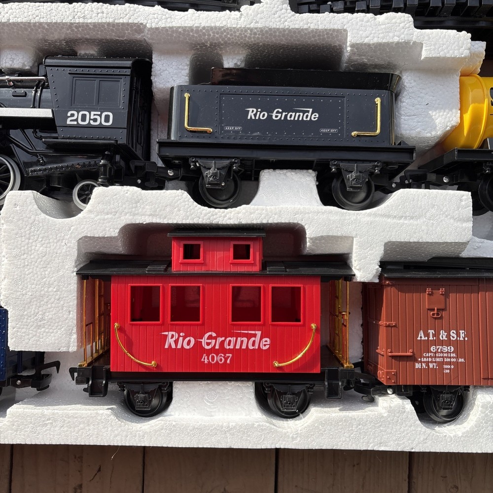 Eztec Silverado Express Wireless Remote Control Train Set Complete Tested