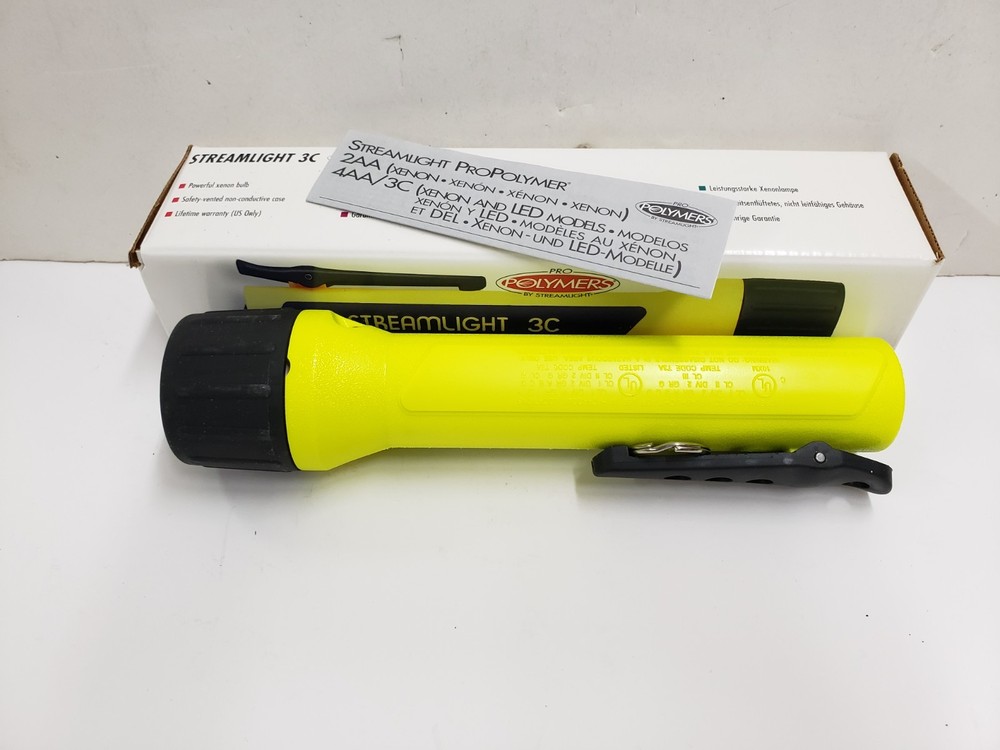 Lux Propolymer 3C Xenon Cell Flashlight Streamlight