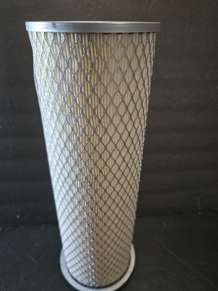 Fleetguard AF25271 Air Filter