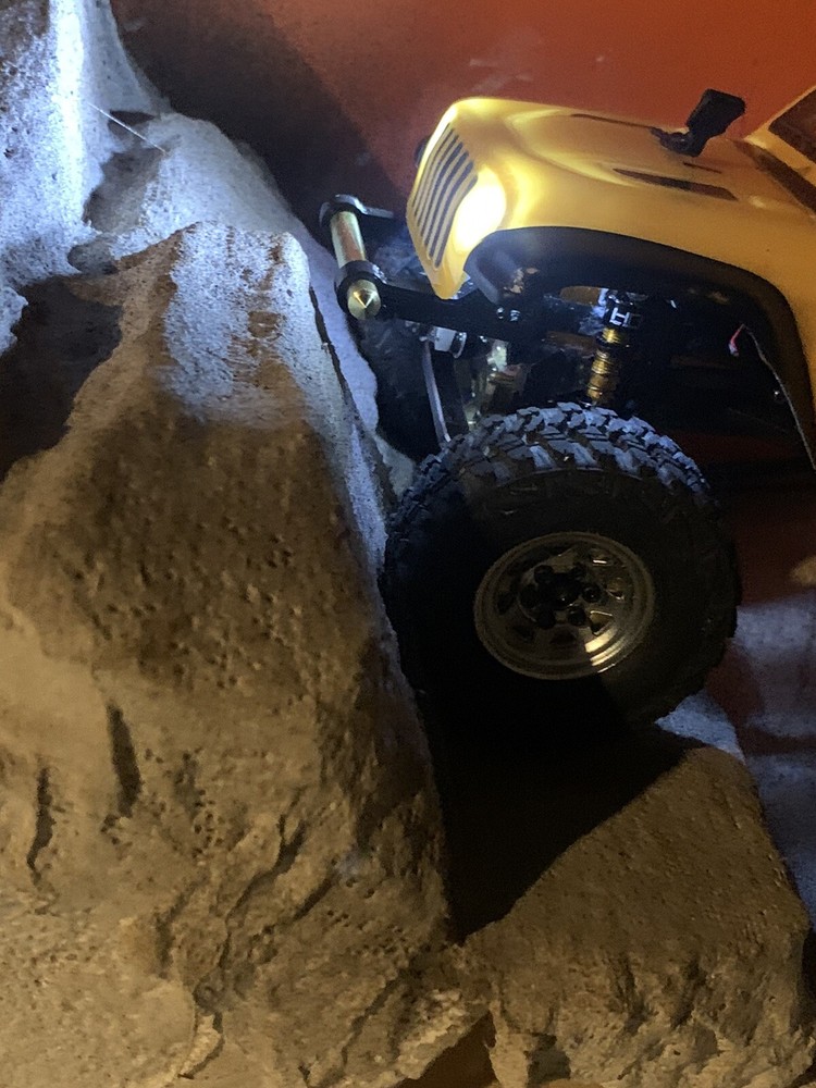 SCX24 Jeep Wrangler / Gladiator Push Bar Bumper Headlight Relocation