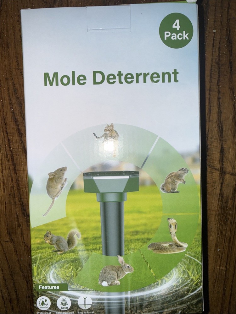 Solar Mole Repellent Stakes - Green - NWOT 4pack