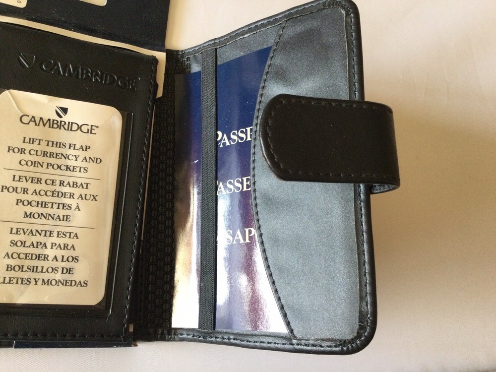 Mead Cambridge Passport Folio
