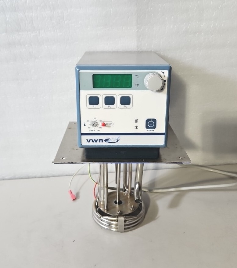 VWR 1140S Refrigerated Heating Circulating Bath Controller