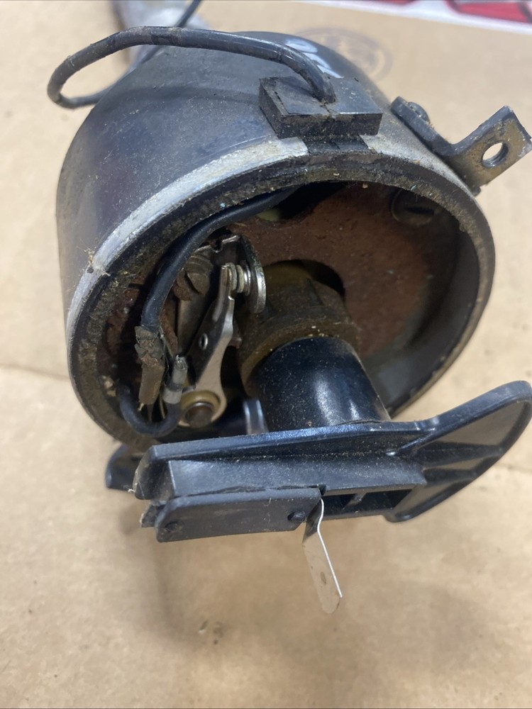 IBM-7013D 2x, Distributor Prestolite Distributor