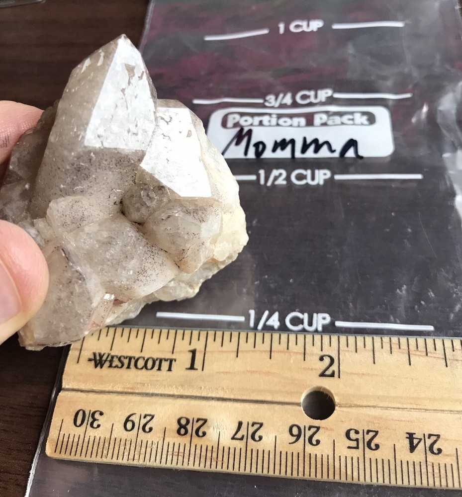 Colorado polka dot quartz crystal