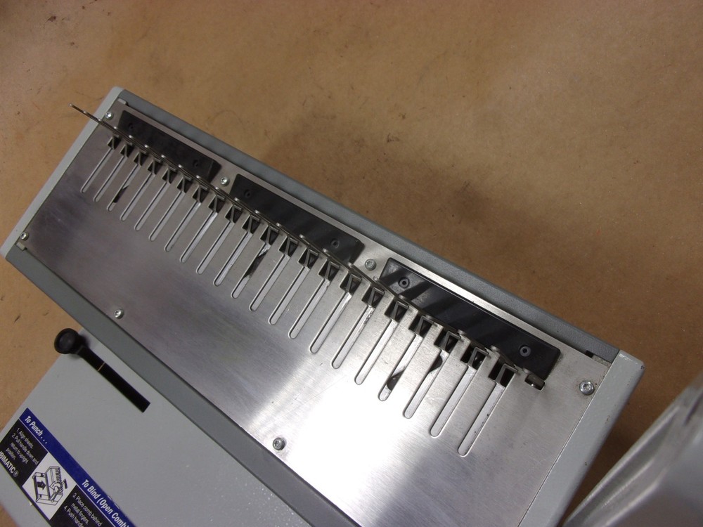 IBIMATIC Manual Hole Punch & Comb Paper Document Book Binding Machine Quartet