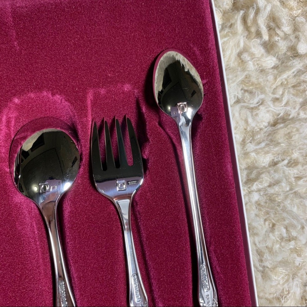 Oneida 3615 Chateau 6 piece progress flatware set