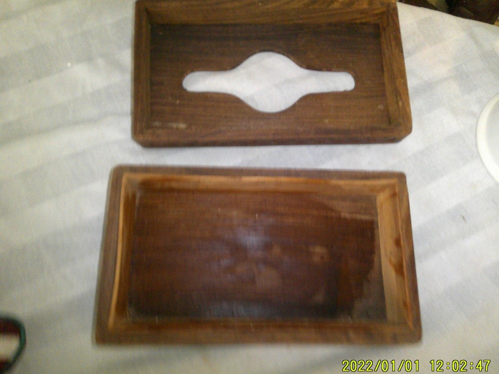 VINTAGE RED WOOD TISSUE BOX FLORAL PATTERN