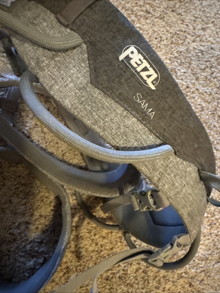 Petzl Sama Climbing Harness - Medium - 2020