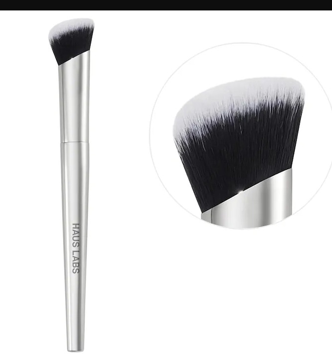 Cruelty-Free Concealer Brush – Flawless Application for Perfect Coverage 🖌️💄