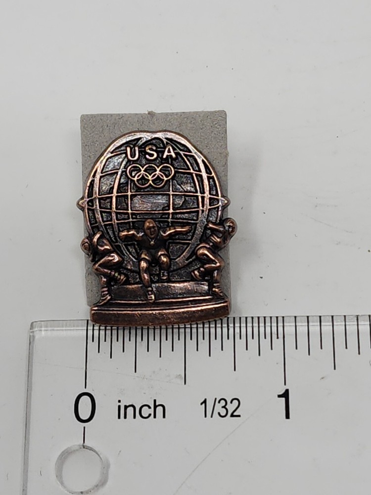 VINTAGE PIN PINBACK - OLYMPICS TEAM USA