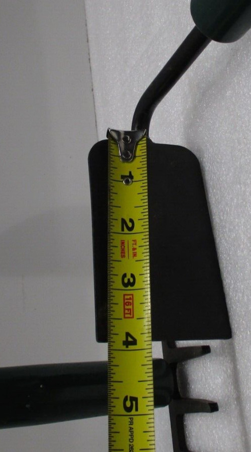 2 Garden Tools Wood Handles