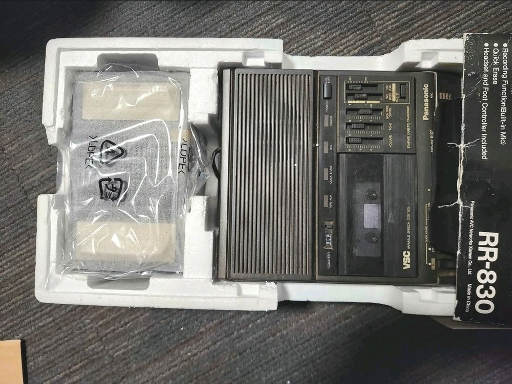 Panasonic RR-830 Cassette Transcriber Desktop Foot Controller, 4-LED