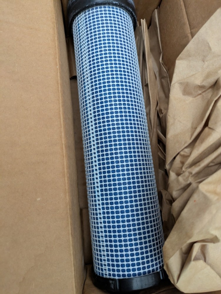 HYSTER ­-­ 4068075 ­-­ FILTER ELEMENT