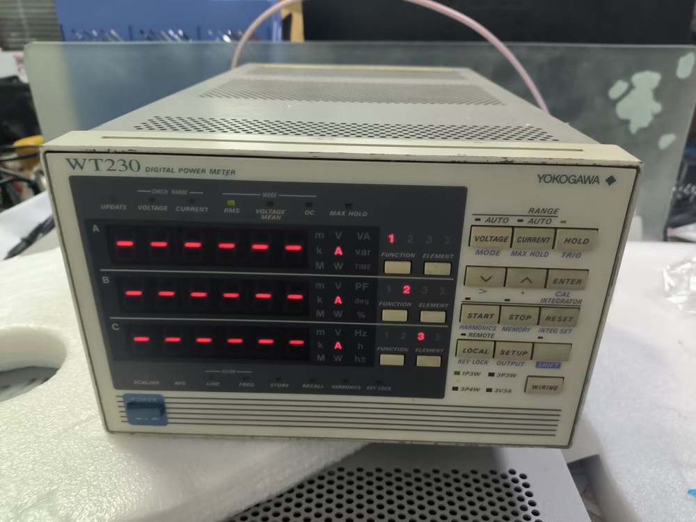 1pcs Yokogawa WT230 Digital Power Meter With 3 Modules USED