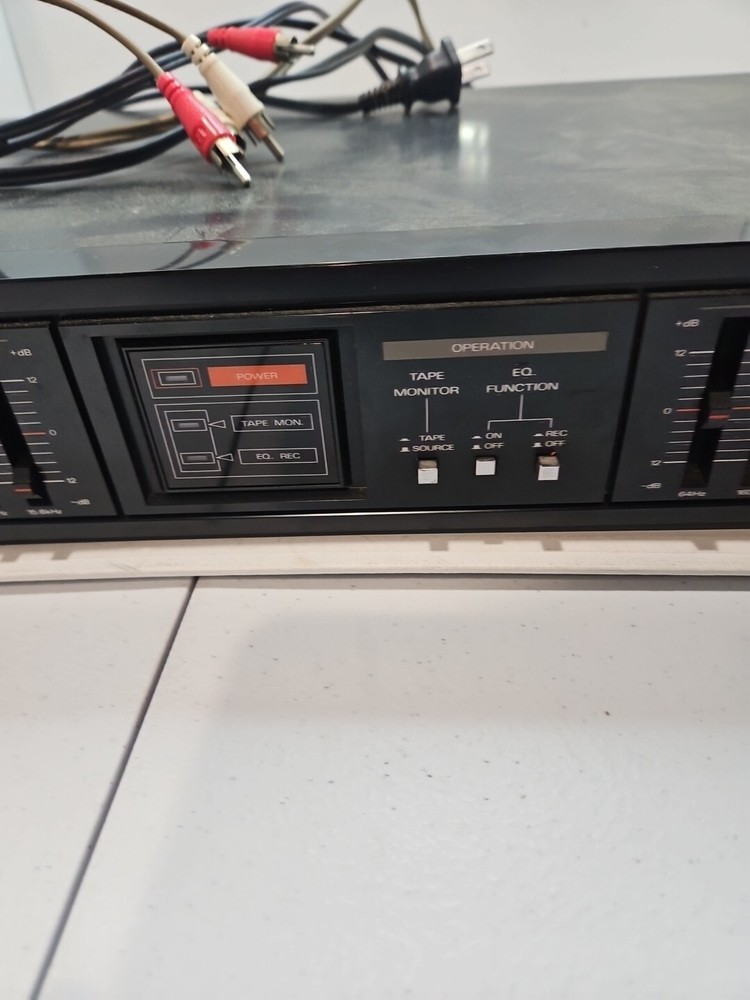 Fisher EQ-272 Graphic Equalizer 80s JAPAN With Original Box