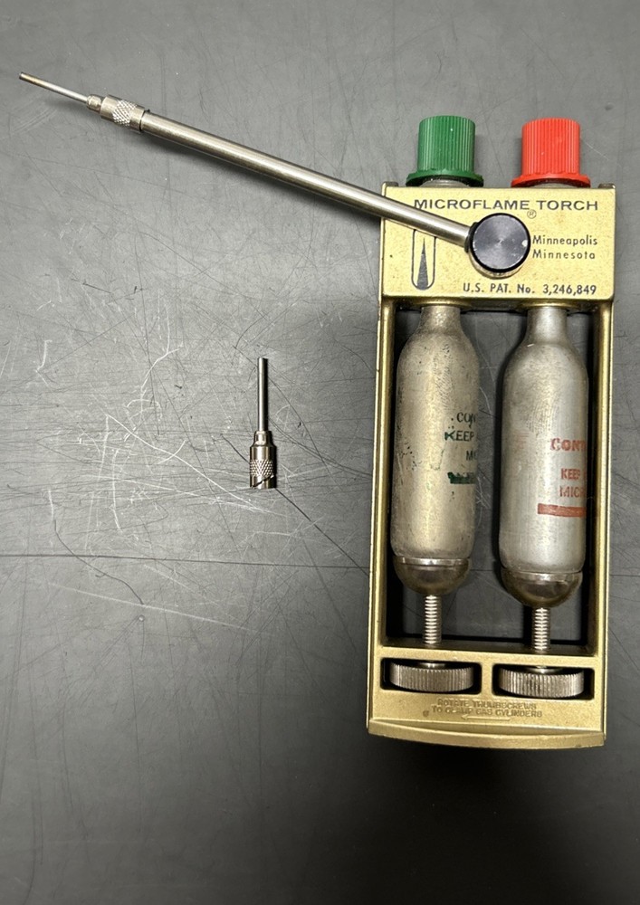 Mircoflame Torch Standard Model & Microflame Replacement Cylinder Pack