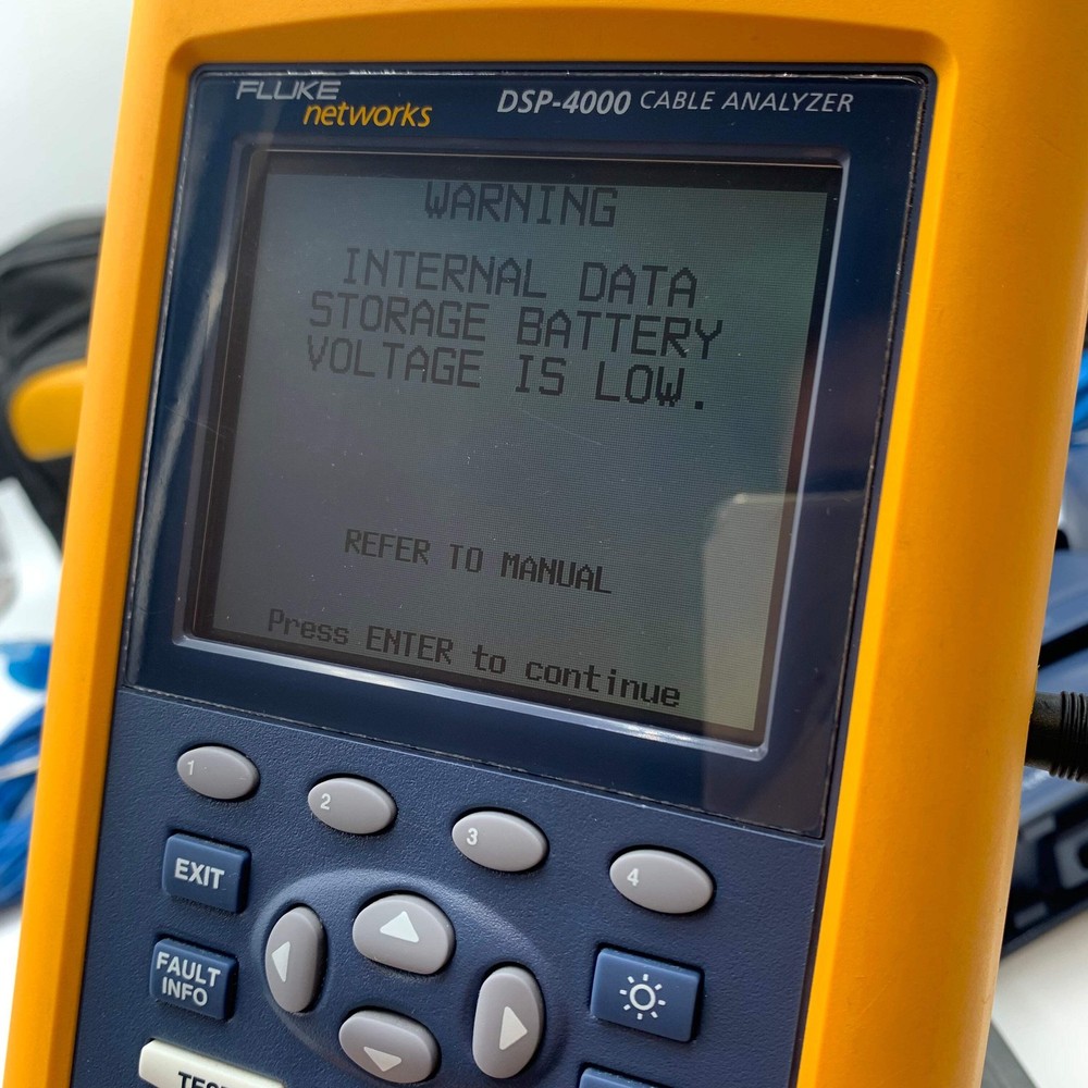 Fluke DSP-4000 Cable Analyzer & DSP-4000SR Smart Remote Bundle - Used *READ*