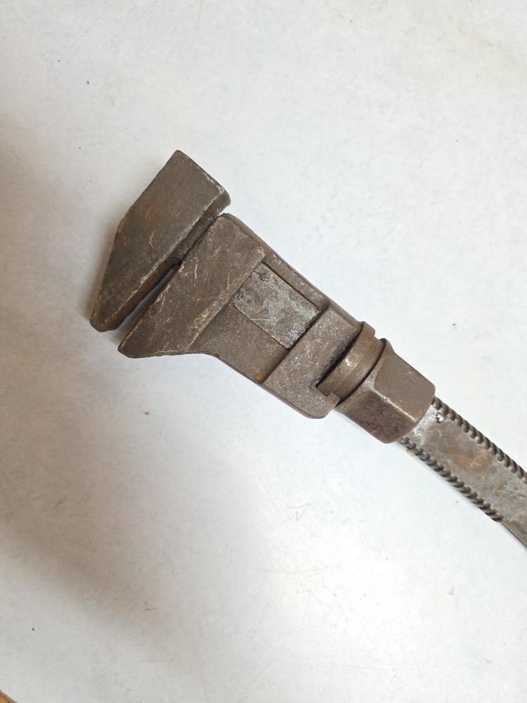 Vintage Springfield Monkey Pipe Wrench Iron Handle 15 in