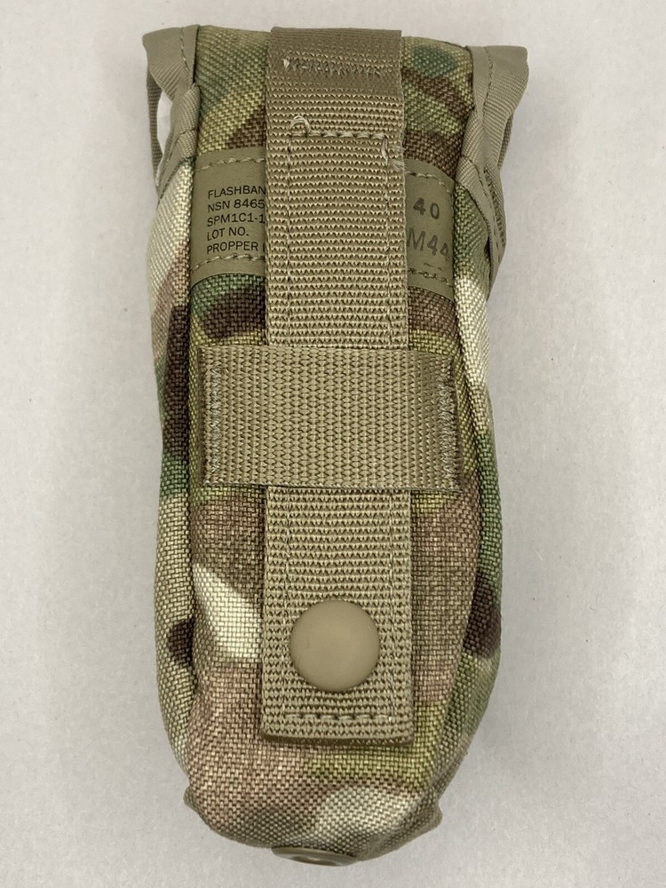 MULTICAM MOLLE II Flashbang Pouch NOS