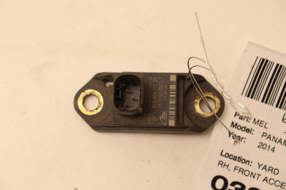 2010-2016 PORSCHE PANAMERA FRONT RIGHT ACCELERATION SPEED SENSOR MODULE OEM