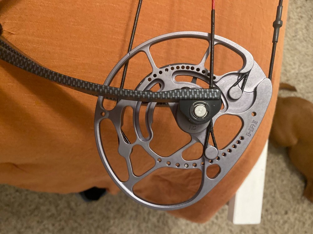 Hunting bows for sale