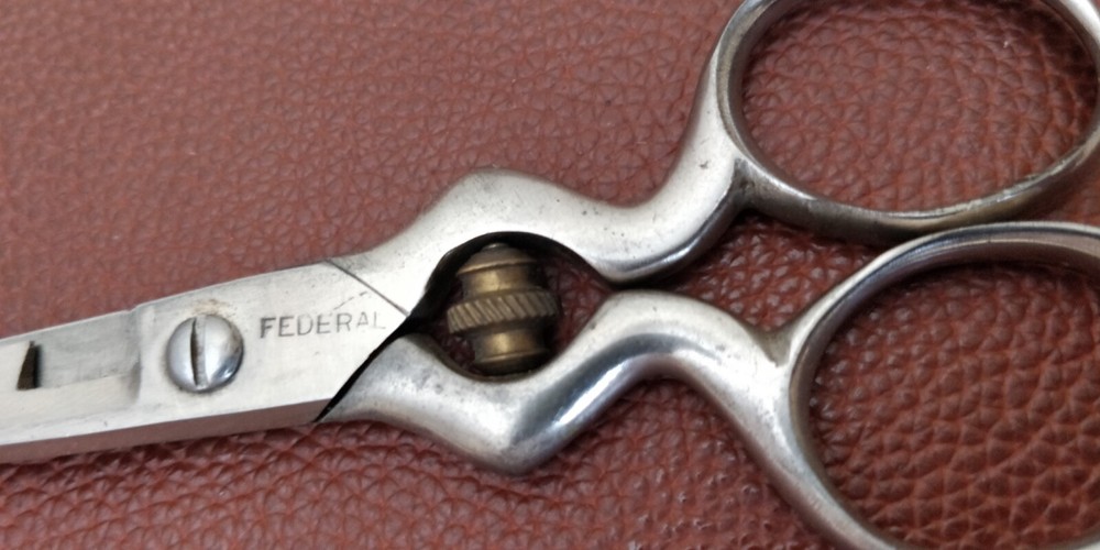 FEDERAL 174 Buttonhole Scissors - Vintage Button Hole Scissors