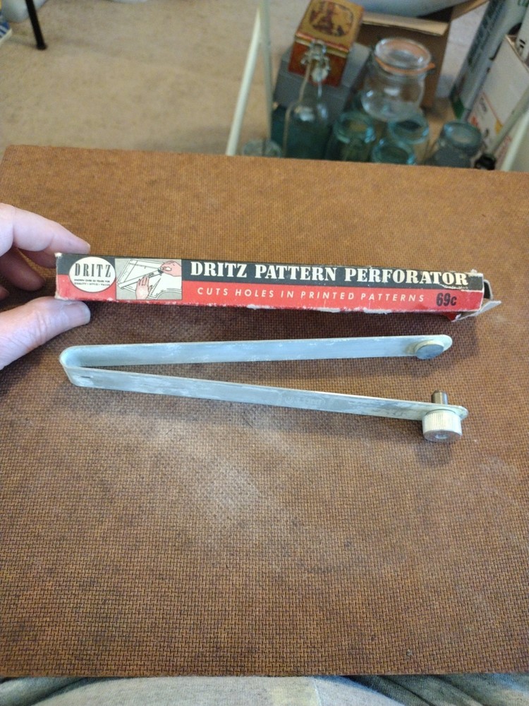 Vintage Dritz Pattern Perforator Cuts Holes in Printed Patterns Art 628