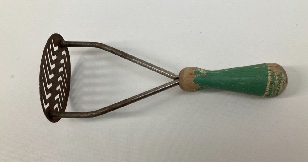 Green Chippy Handle MCM Kitchen Potato Masher Utensil Decor Classic Patina