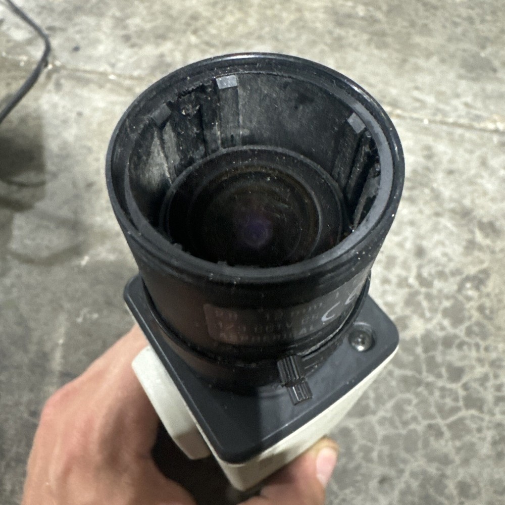 Sony SPT-M104A Hyper HAD Black & White Video Security Camera CCD-IRIS