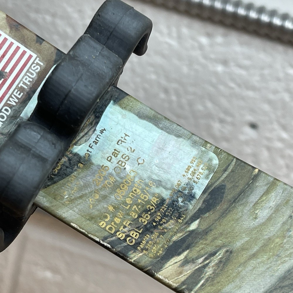 Bowtech Compound Bow 70lb - 28in - READ