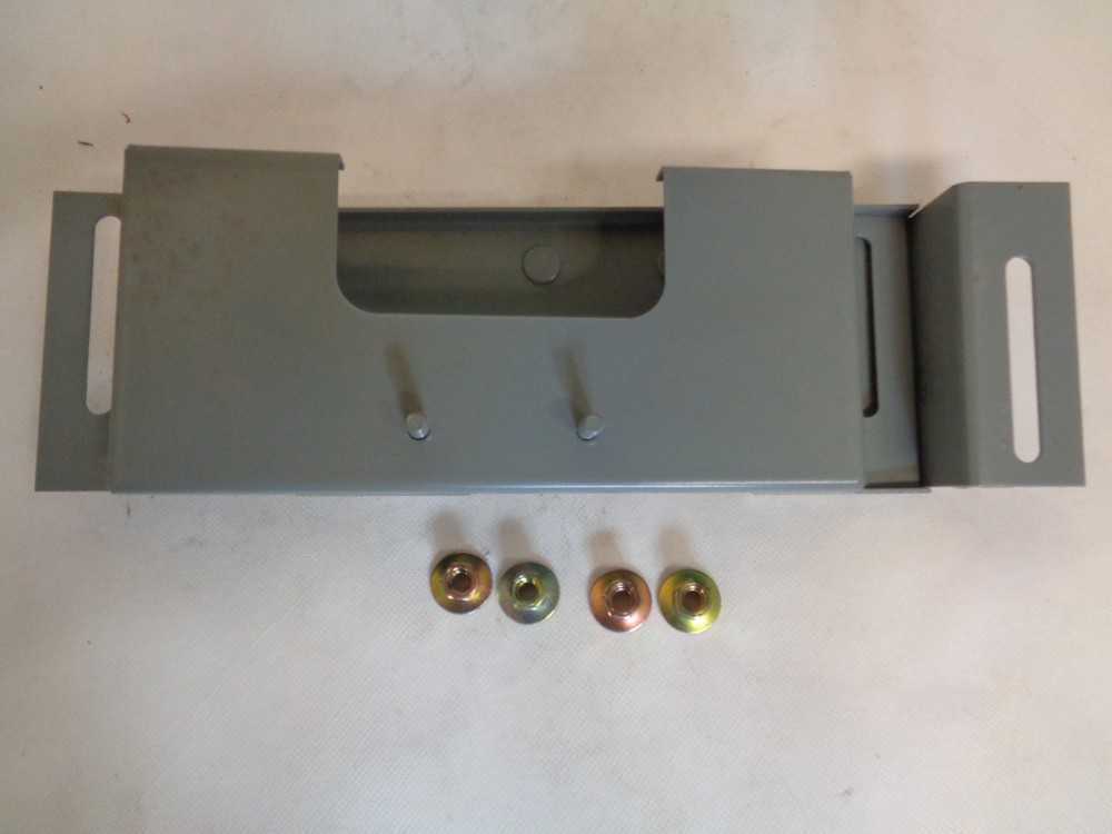 NEW SQUARE D PANELBOARD INTERIOR MOUNTING BRACKET NQ25S