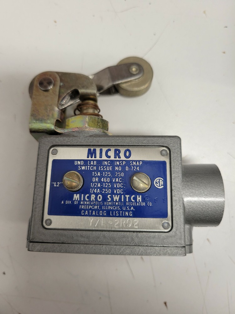 Micro Switch D-729 - YZE-2RQ2 - ONE UNIT