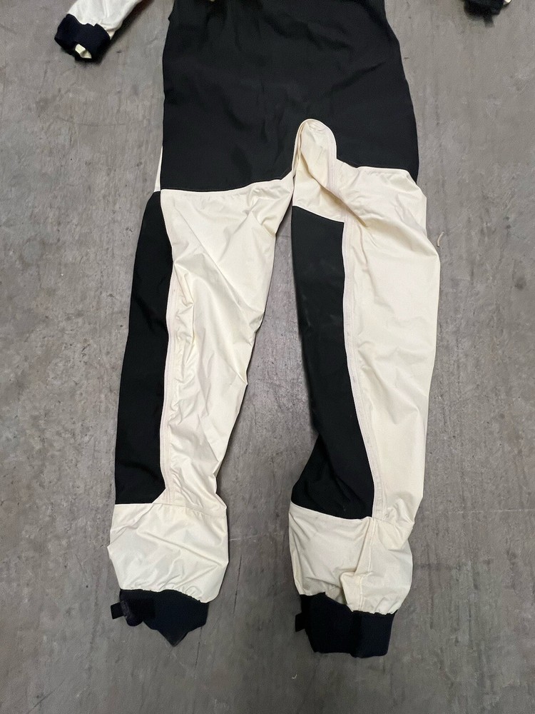 O-S-SISTEMS Incorporated Dry Suit